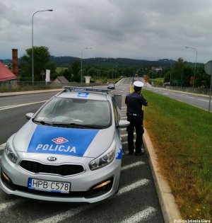 Prędkość pod lupą policjantów jeleniogórskiej drogówki