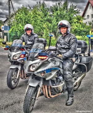 Policjanci jeleniogórskiej drogówki na motocyklach