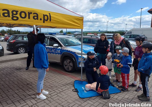 pokaz udzielania pierwszej pomocy