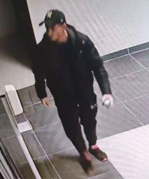 Rozpoznajesz tego mężczyznę – zadzwoń! Podejrzewany jest o kradzież