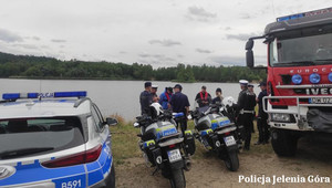 Policjanci w trakcie akcji Bezpieczna woda