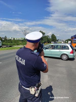 Policjant w trakcie służby