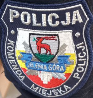 Policja ostrzega przed oszustami sprzedającymi noclegi w miejscowościach turystycznych