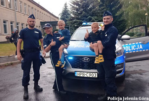 Festyn rodzinny w „Promyczku” z jeleniogórską policją