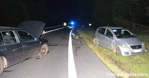 49-latek zatrzymany przez jeleniogórskich policjantów za nic miał obowiązujące przepisy. Spotkanie z mundurowymi zakończył za kratkami