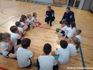 Policjanci na spotkaniu z uczniami