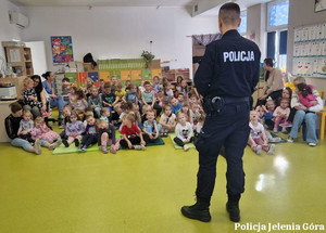 Policjant w przedszkolu