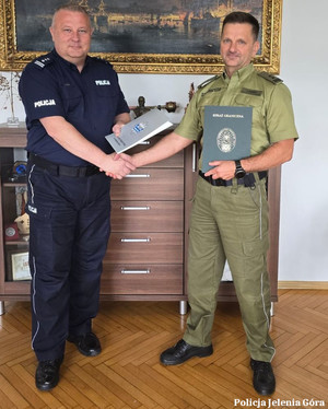 Komendant Miejski Policji w Jeleniej Górze i Komendant Placówki Straży Granicznej