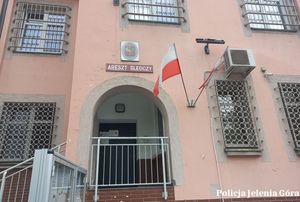 Kierował wbrew 3  dożywotnim zakazom sądowym. Usłyszał wyrok w trybie przyspieszonym