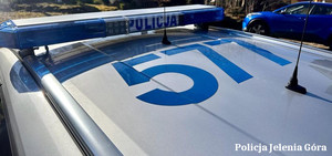 Bezpieczeństwo na drogach priorytetem. Jeleniogórscy policjanci apelują o ostrożność!