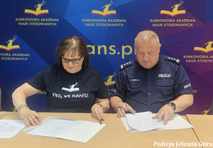 podpisywanie porozumienia