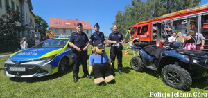 Policjanci w ramach akcji &quot;Kręci mnie bezpieczeństwo ...latem