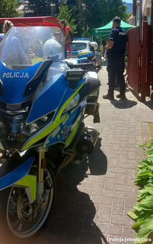 Policjanci w ramach akcji &quot;Kręci mnie bezpieczeństwo ...latem