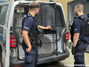 Skuteczne działania policjantów w celu zatrzymania osób poszukiwanych