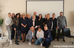 Policjanci szkolili pracowników Uzdrowiska Cieplice z radzenia sobie z trudnym klientem