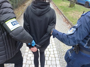 Jeleniogórscy policjanci zatrzymali w ciągu jednego dnia 15 osób poszukiwanych w ramach działań na terenie regionu