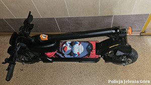 Sprawca kradzieży rozbójniczej w rękach policjantów. 33-latek odpowie również za kradzież