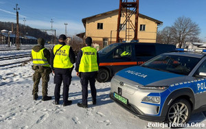 służby monitorują infrastrukturę kolejową