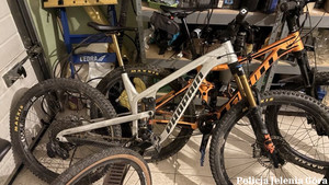 zabezpieczone rowery i quad