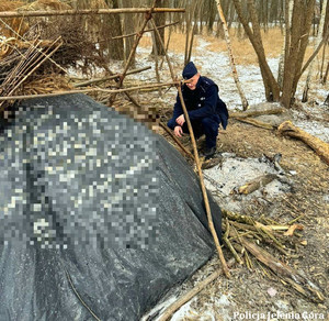 Policjanci reagują na mrozy. Trwają działania pomocowe wobec osób zagrożonych wychłodzeniem