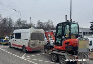 Nieodpowiedzialni kierowcy realnym zagrożeniem na drogach. Policja konsekwentnie eliminuje ich z ruchu