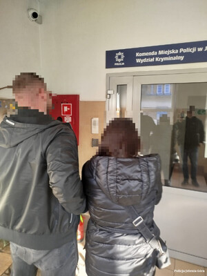 Policjant z zatrzymaną