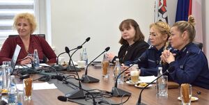 Policjanci na spotkaniu