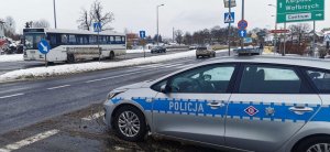 Policjanci jeleniogórskiej drogówki czuwają nad bezpieczeństwem na drodze