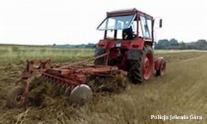 Pamiętajmy o bezpieczństwie podczas prac polowych